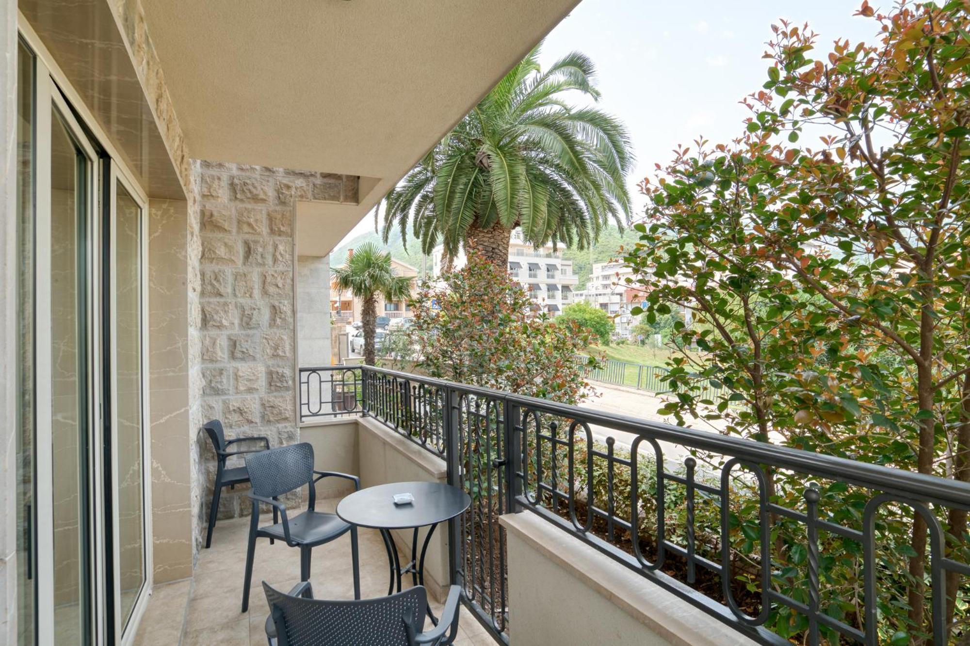 Ap Royal Oak - 2 Bedroom Apartment In 布德瓦 外观 照片